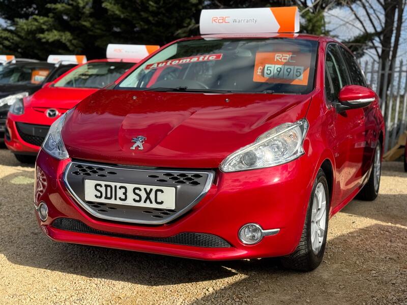 PEUGEOT 208 1.4 e-HDi Allure